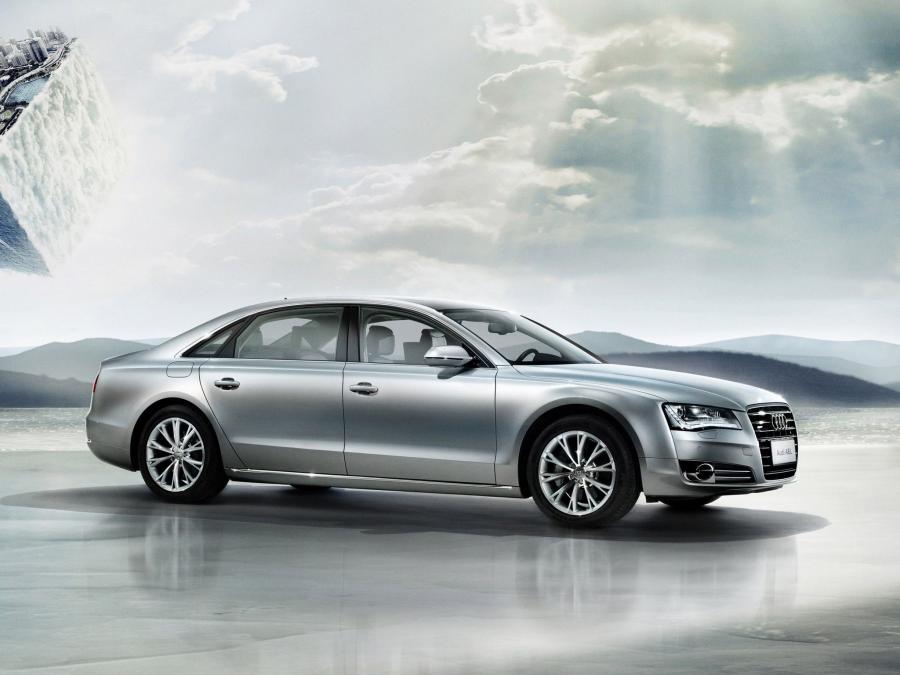  Audi A8 L 3.0T Quattro (D4) 2010 года  (фото 2 из 5)
